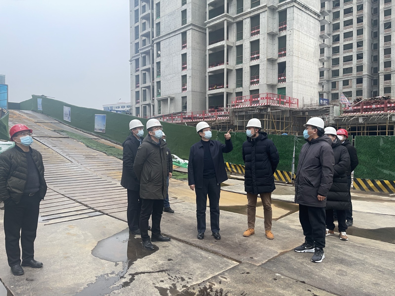 唐宏军赴地建房地产集团公司检查指导事情 -  豪门国际