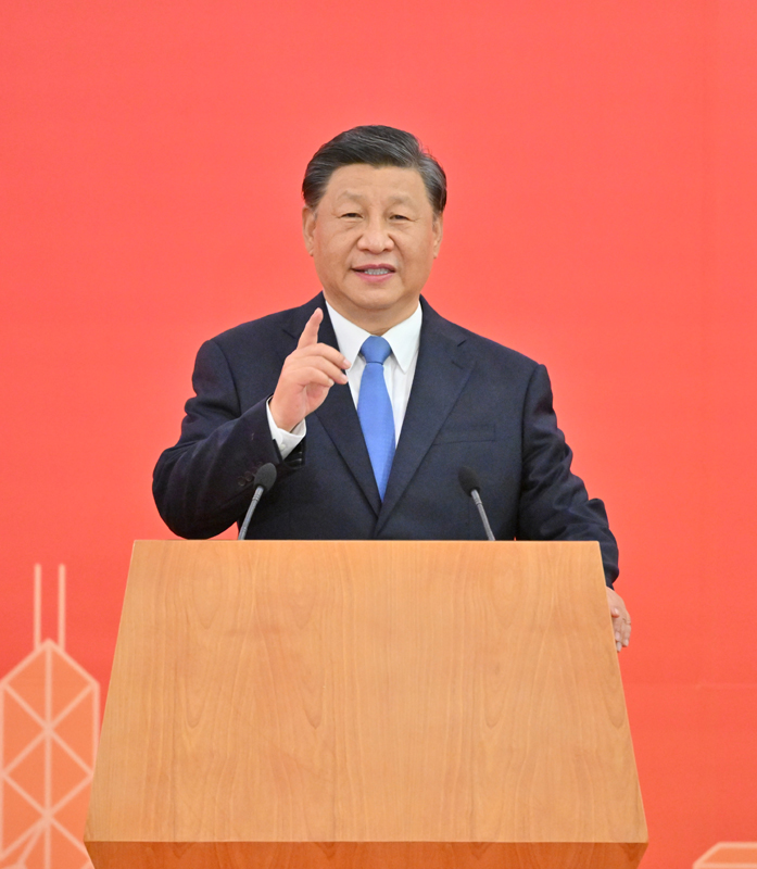 习近平抵达香港出席庆祝香港回归祖国25周年大会暨香港特殊行政区第六届政府就职仪式并视察香港 -  豪门国际