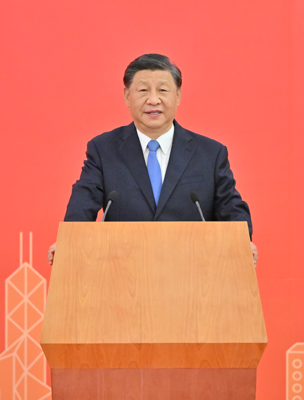 习近平抵达香港出席庆祝香港回归祖国25周年大会暨香港特殊行政区第六届政府就职仪式并视察香港 -  豪门国际
